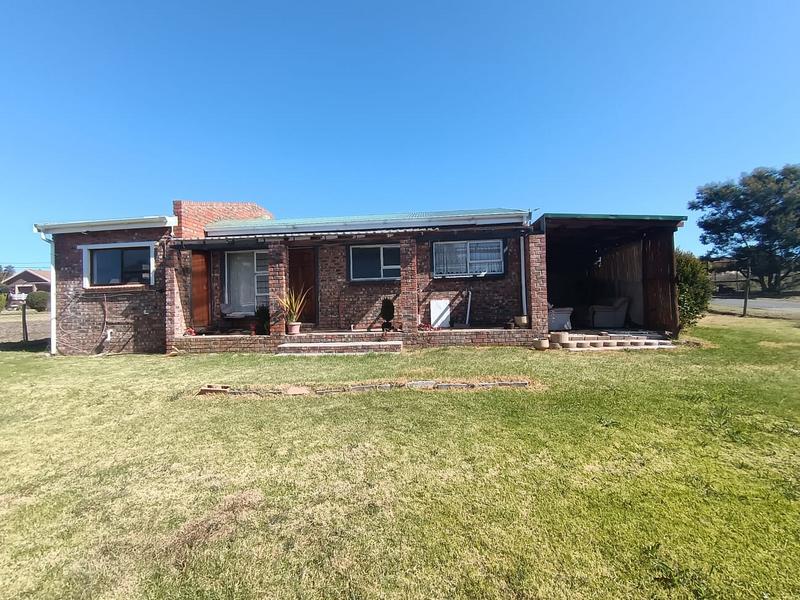 2 Bedroom Property for Sale in Albertinia Western Cape